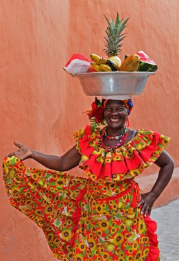 palenquera meyve satıcı
