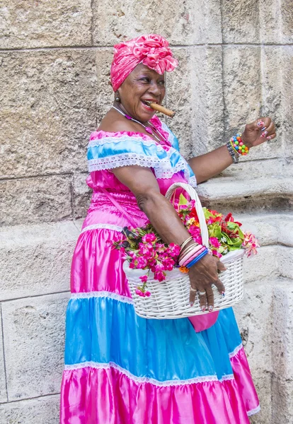 Porträt einer kubanischen Frau — Stockfoto