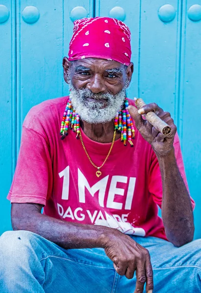 Portret van een Cubaanse man — Stockfoto