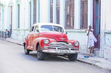 Küba'da eski klasik otomobil 