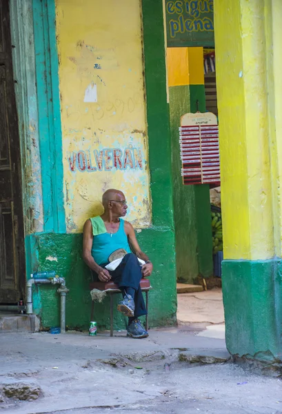 Portrait of a Cuban man — Stock Photo, Image