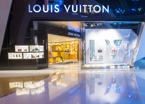 Tienda Louis Vuitton Imágenes de stock libres de derechos