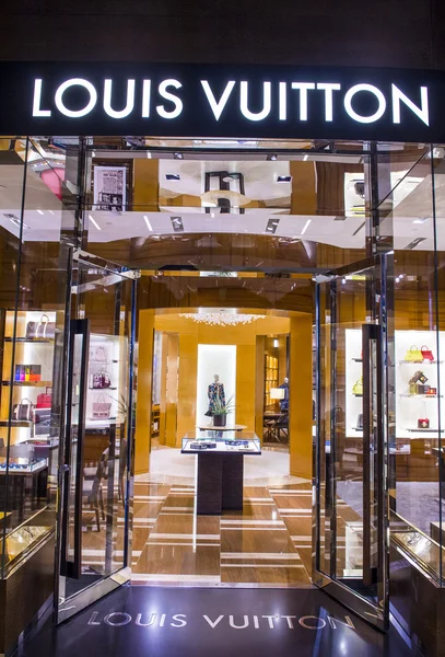 Louis vuitton mağaza — Stok fotoğraf