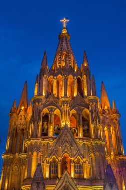 La parroquia de san miguel arcangel