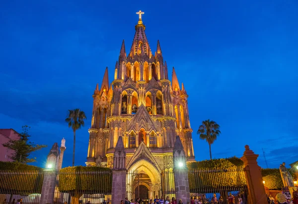 La parroquia de san miguel arcangel — Stock Photo, Image