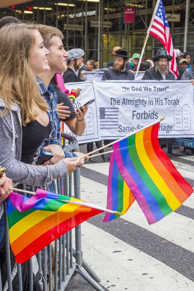 Desfile del orgullo gay de Nueva York — Foto de Stock