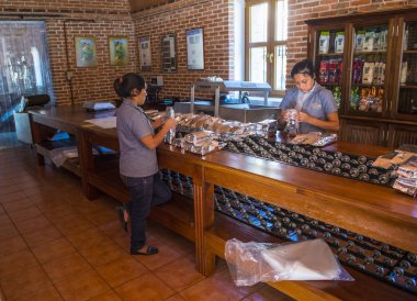 Guatemala packaging factory 