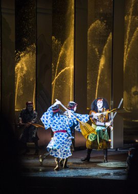 Kabuki gözlük Bellagio'daki çeşmeler