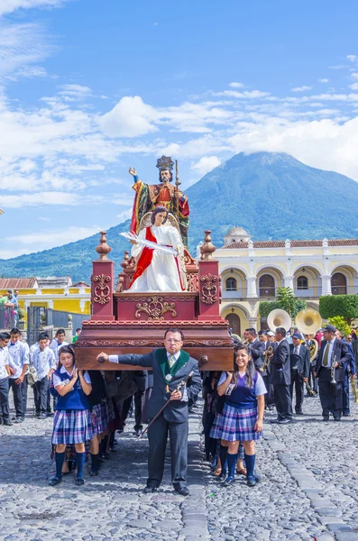 The Patron Saint of Antigua procession — Stock Photo, Image