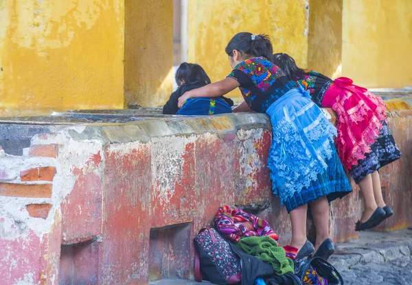 Antigua street laundry — Stockfoto