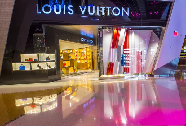 Louis Vuitton store — Stock Photo, Image