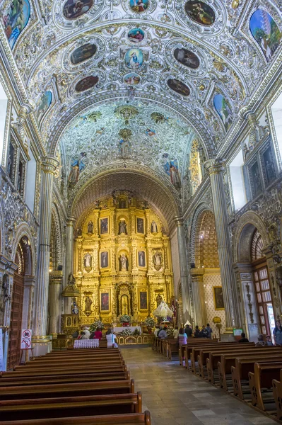 La iglesia de Santo Domingo de Guzmán en Oaxaca México —  Fotos de Stock