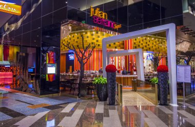 Julian Serrano restaurant