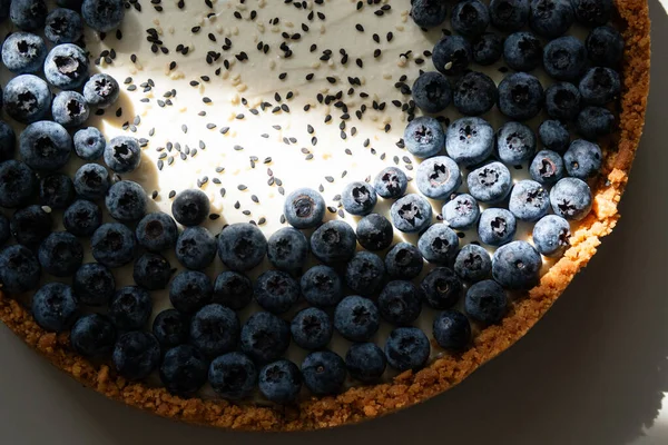 Ev yapımı lezzetli yaban mersinli kek.