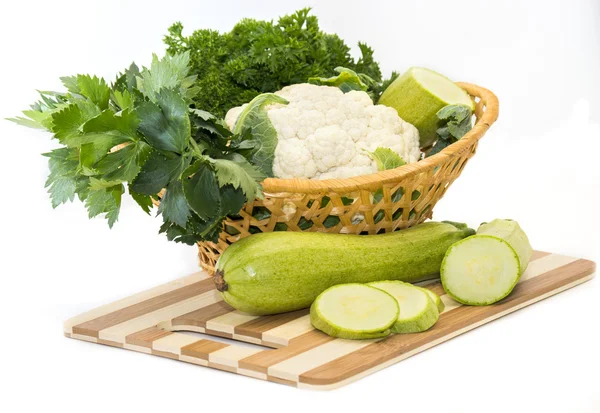Fresh vegetables in a basket. — Stock Photo, Image