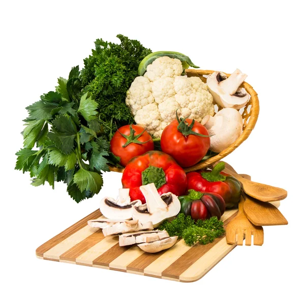 Set fresh vegetables in a basket. — Stock Photo, Image