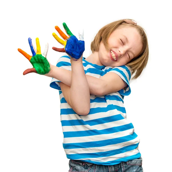 Schöne glückliche kleine Mädchen mit Händen in der Farbe. — Stockfoto