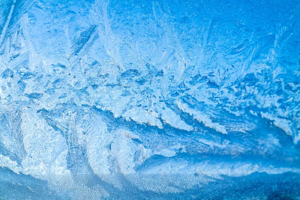 Camdaki güzel doğal buz deseni — Stok fotoğraf