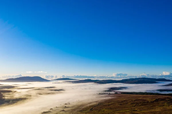 Donegal καλυμμένο με ομίχλη από το Crove upper έως το Teelin - Ireland — Φωτογραφία Αρχείου