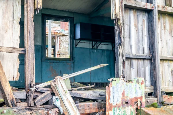 Edifícios abandonados em Fort Dunree, Península de Inishowen - County Donegal, Irlanda — Fotografia de Stock