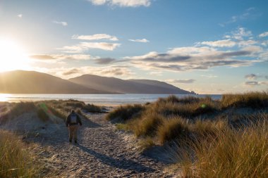 Donegal 'de Ardara ile Portnoo arasında Kiltoorish Körfezi Sahili - İrlanda.