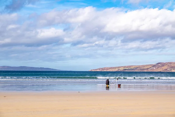 Pesca marítima na praia de Narin por Portnoo - Donegal, Irlanda. — Fotografia de Stock