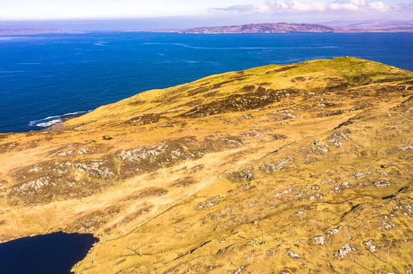 Vedere aeriană a Dunmore Head de Portnoo în județul Donegal, Irlanda . — Fotografie, imagine de stoc