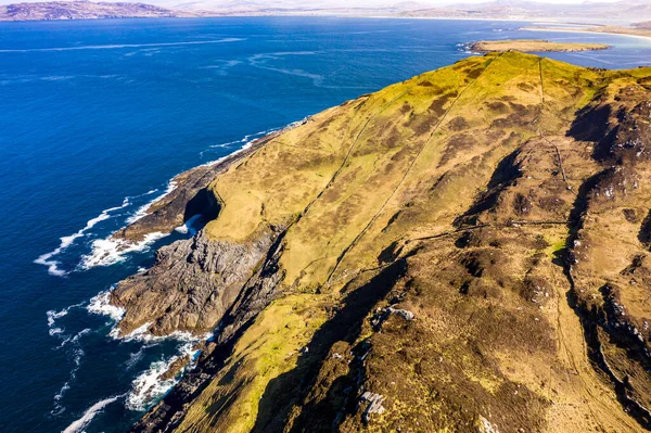 Vista aérea de Dunmore Head by Portnoo in County Donegal, Irlanda. — Fotografia de Stock