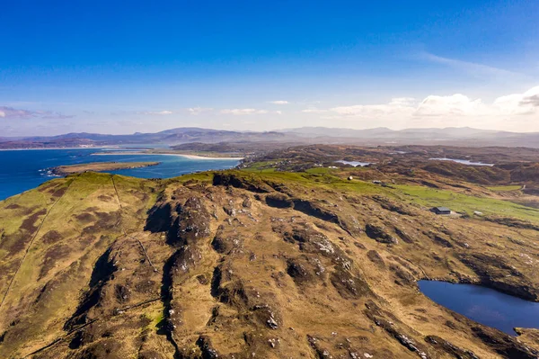 Luftaufnahme von Dunmore Head bei Portnoo im County Donegal, Irland. — Stockfoto