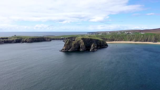 ドニゴール州のMalin Begの美しい海岸の空中ビュー-アイルランド — ストック動画