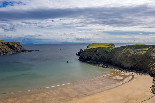 Widok z lotu ptaka na Silver Strand w hrabstwie Donegal - Irlandia — Zdjęcie stockowe