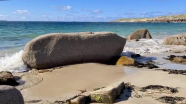 Carrickboyle ve Glassagh 'daki güzel sahil Derrybeg, Gweedore County Donegal - İrlanda
