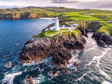 Fanad Lighthouse County Donegal Lough Swilly ve Mulroy Körfezi Hava Görüntüsü