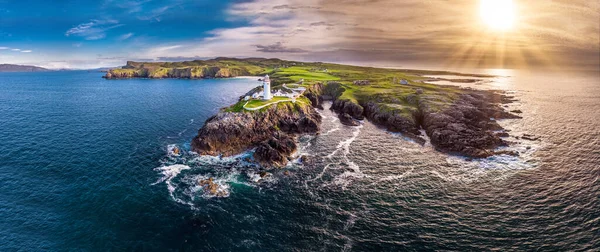 Vista aérea de Fanad Head Lighthouse County Donegal Lough Swilly y Mulroy Bay — Foto de Stock