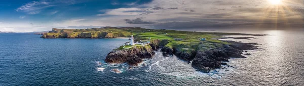 Widok z powietrza na Fanad Head Lighthouse County Donegal Lough Swilly i Mulroy Bay — Zdjęcie stockowe