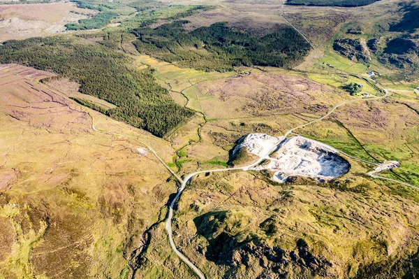 Grannys Pass und Steinbruch im Country Donegal, Irland — Stockfoto