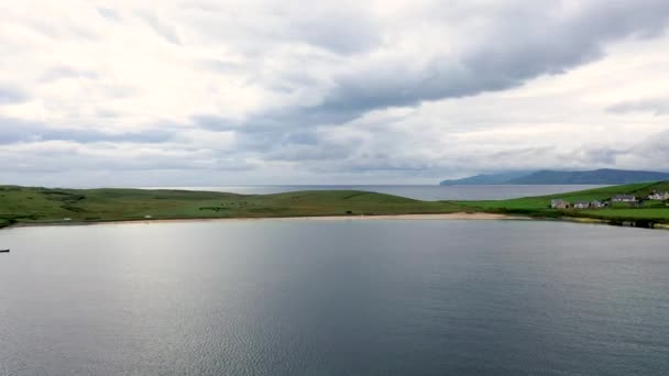 Вид з повітря на Сент - Джонс - Пойнт, графство Донегол, Ірландія — стокове відео