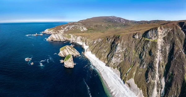 Glenlough Bay mellan Port och Ardara i grevskapet Donegal är Irlands mest avlägsna vik — Stockfoto