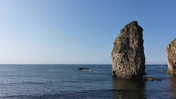 Jižní a Konec pozemského Stachu v zátoce Glenlough mezi přístavem a Ardarou v hrabství Donegal je nejodlehlejší zátoka v Irsku — Stock video