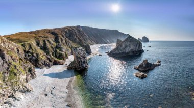 Donegal 'de Glenlough körfezi Port ve Ardara arasındaki en uzak körfez Ireland Körfezi.