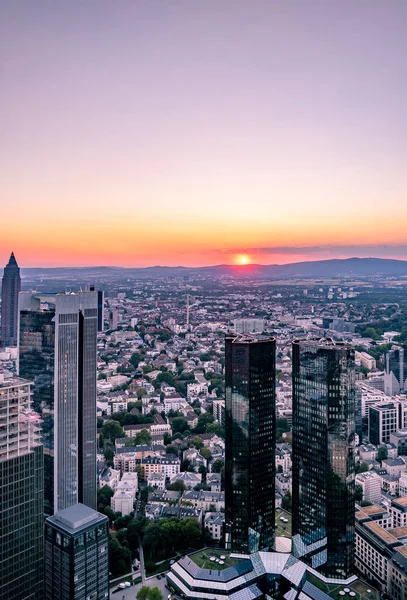 Luchtfoto van het financiële district in Frankfurt am Main, Duitsland - Europa — Stockfoto