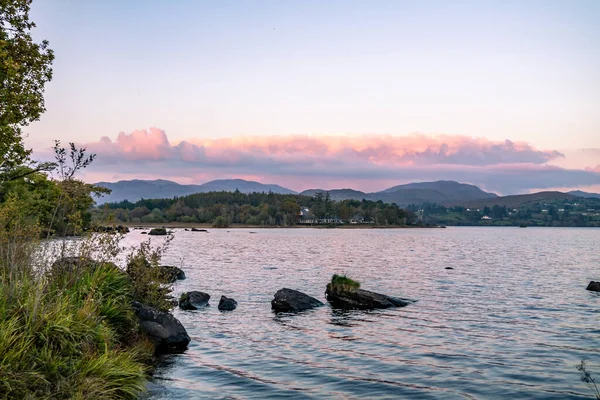 Vista do Lago Eske em Donegal, Irlanda — Fotografia de Stock