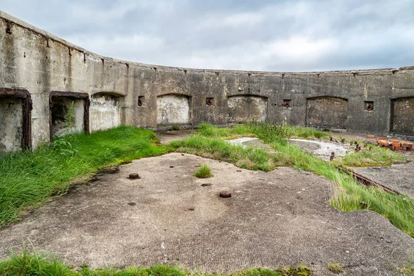 Les ruines du fort Lenan Head sur la côte nord du comté de Donegal, Irlande. — Photo