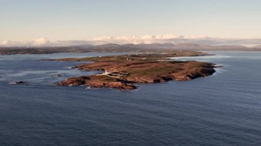 Gün batımında St. Johns Point 'in havadan görünüşü, County Donegal, İrlanda.