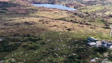 Donegal, İrlanda 'daki Portnoo' nun havadan görünüşü