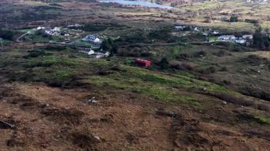 Donegal, İrlanda 'daki Portnoo' nun havadan görünüşü