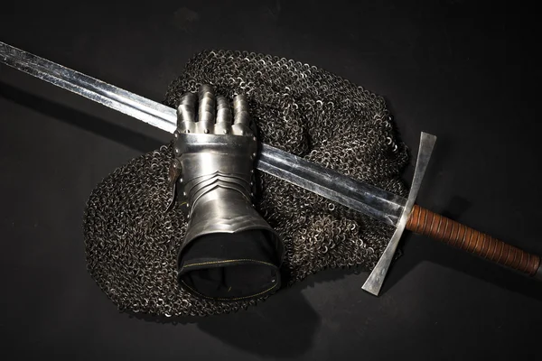 Armor en zwaard — Stockfoto