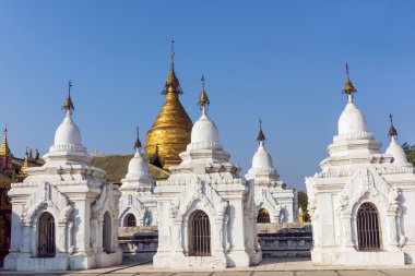 Beyaz Kuthodaw Pagoda