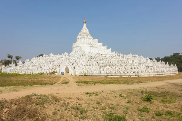 Templom Hsinbyume Pagoda — Stock Fotó