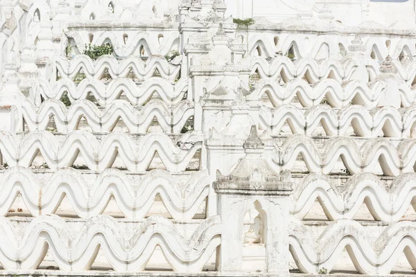 Пагода Синбюме в Мьянме — стоковое фото